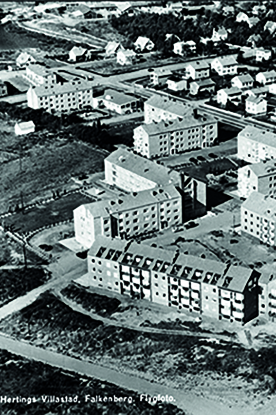 Nybyggda bostäder i Falkenbergsstadsdelen Herting.  Flygfoto från 1956
